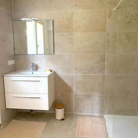 La Cachette D Oona, Grand Nature Et Familles * サン・ジャン·ド・モン