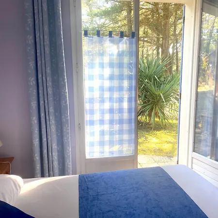 La Cachette D Oona, Grand Nature Et Familles サン・ジャン·ド・モン