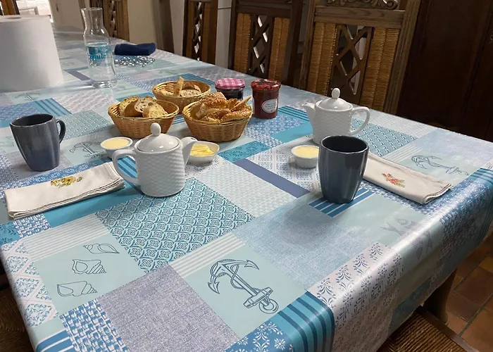 La Cachette D Oona, Grand Nature Et Familles