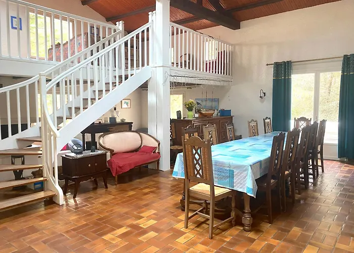 Ferienhaus La Cachette D Oona, Grand Nature Et Familles