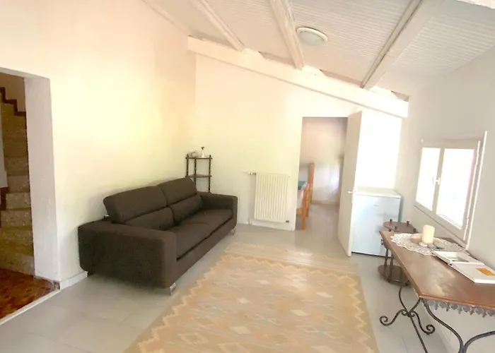 La Cachette D Oona, Grand Nature Et Familles